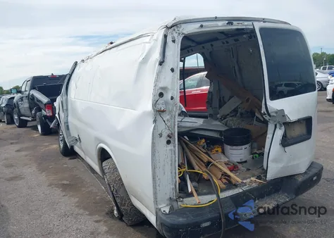 2011 Chevrolet Express 1500 Work Van from USA, damaged, VIN 1GCSGAFX7B1125833